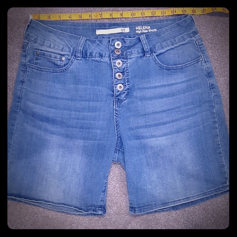High rise shorts, size 12